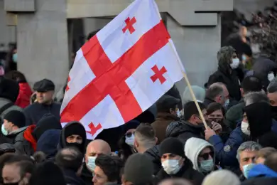 «Нет турецкой оккупации»: улицы Тбилиси перекрыты из-за массовых протестов. Видео