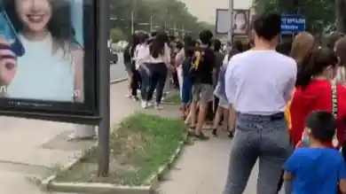 кадр из видео