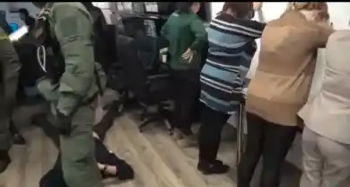 кадр из видео