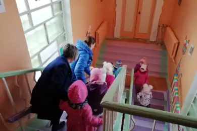 Сотни детсадов грозятся взорвать в городах России. Идет срочная эвакуация