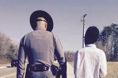 «Америка, мы уходим». Полицейские США массово начали увольняться