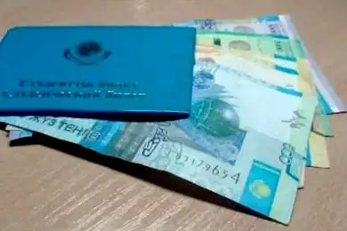 Токаев поручил на 25 процентов поднять стипендии студентам и аспирантам