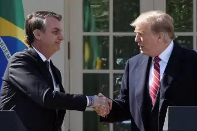 Экстренное совещание в Вашингтоне. Трамп может оказаться болен коронавирусом