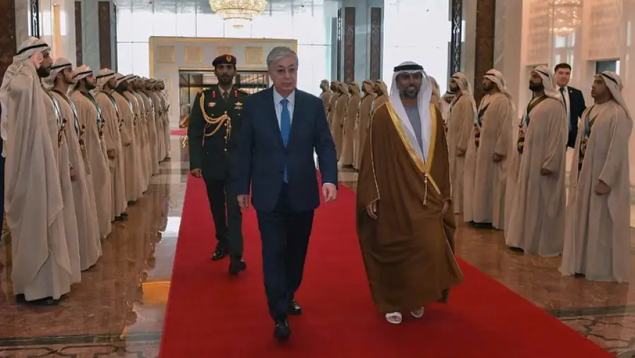 кадр из видео