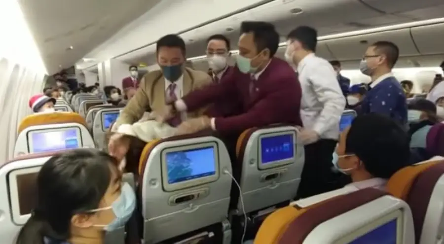 кадр из видео