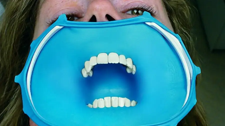 Педагог вуза сломала челюсть девушке — Караганда в шоке!