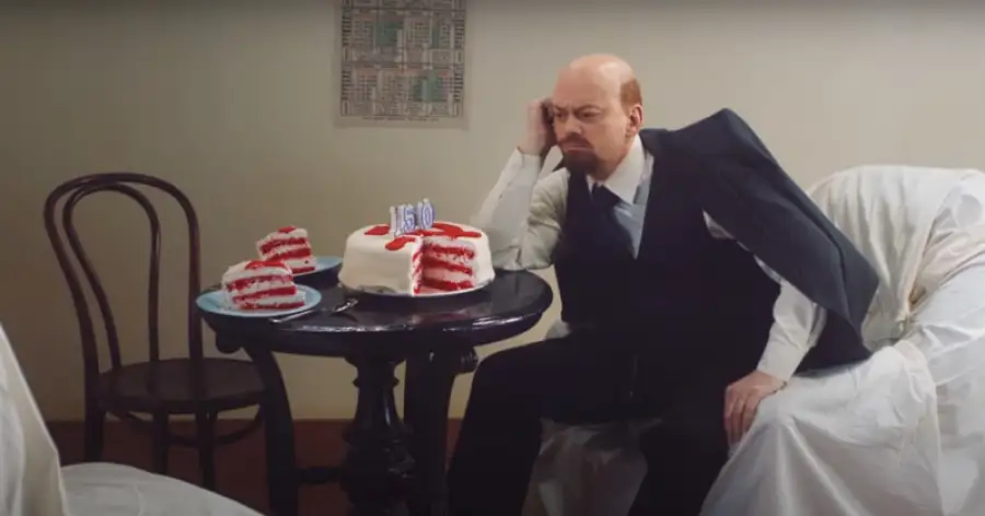 кадр из видео