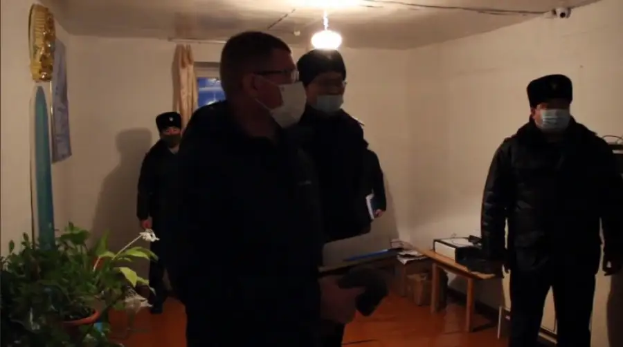 кадр из видео