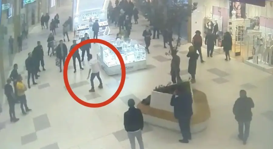 кадр из видео