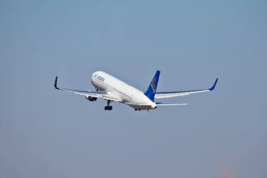 Авиарейс c репатриированными гражданами Казахстана прибыл в Алматы