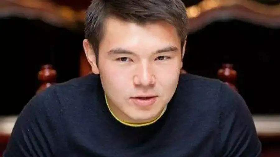 Айсултан Назарбаев