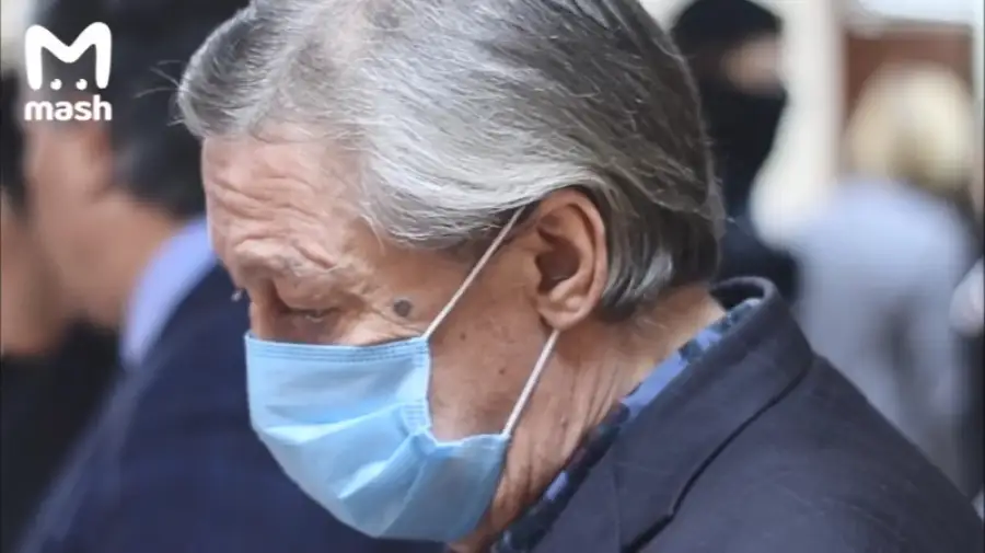 кадр из видео