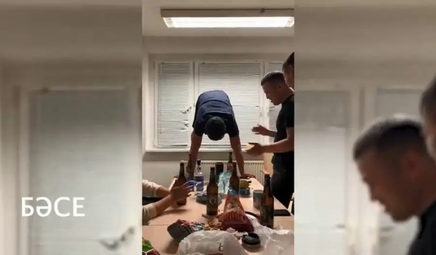 кадр из видео