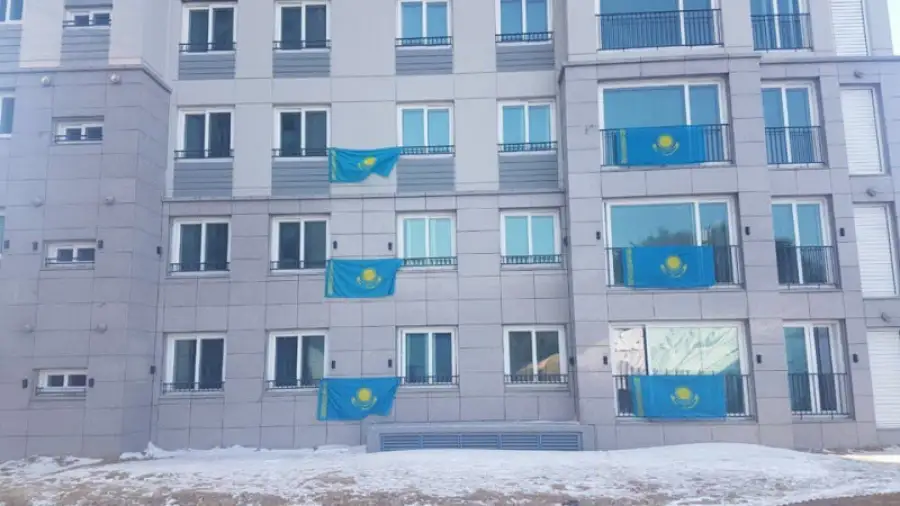 флаг на балконах