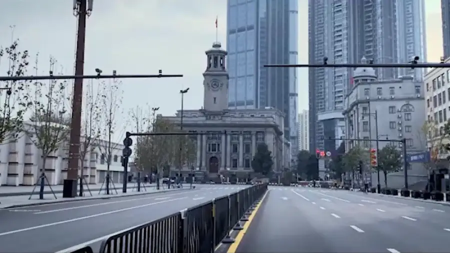 кадр из видео