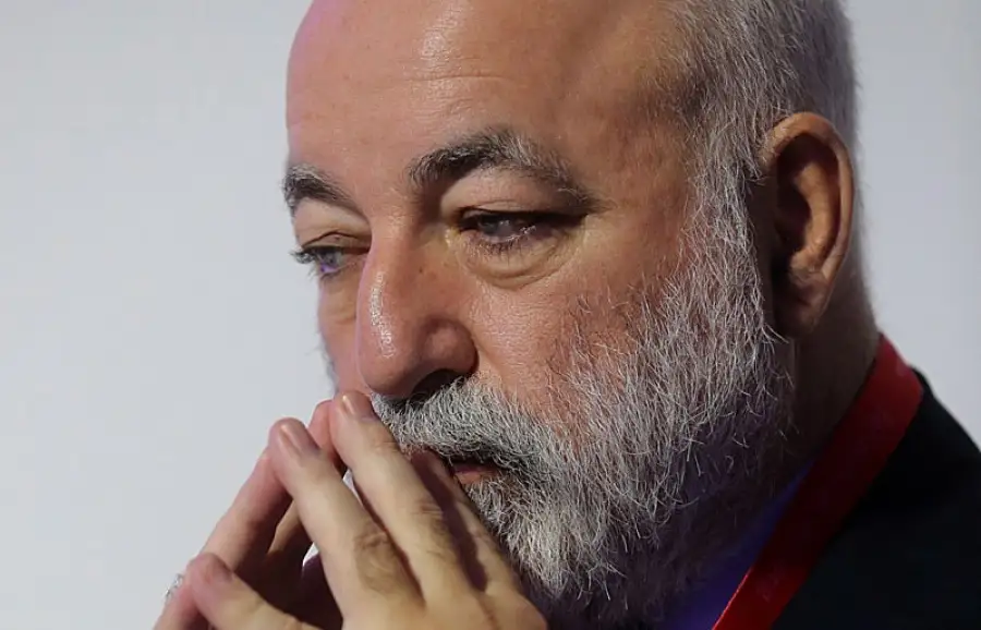 Виктор Вексельберг