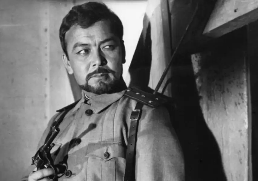 кадр из видео