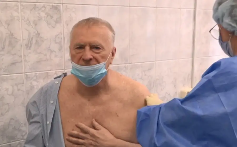 кадр из видео