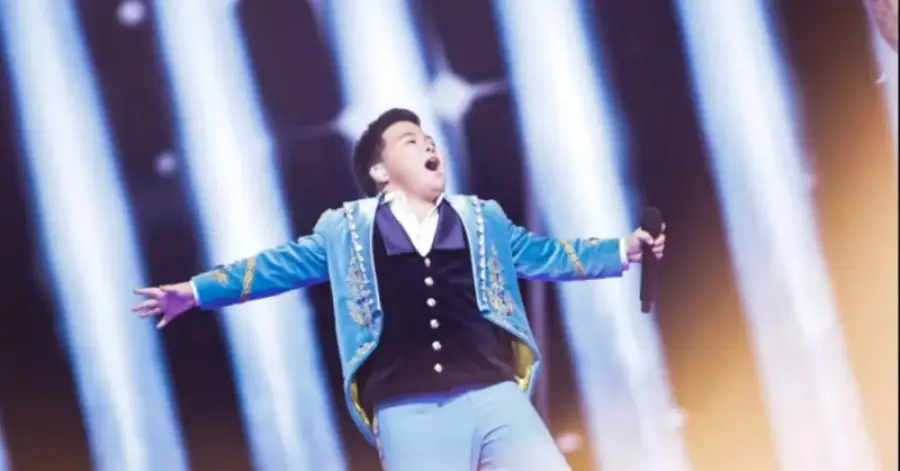 Димаш поздравил Ержана Максима с победой на Евровидении