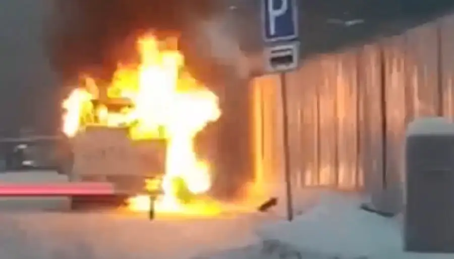 кадр из видео