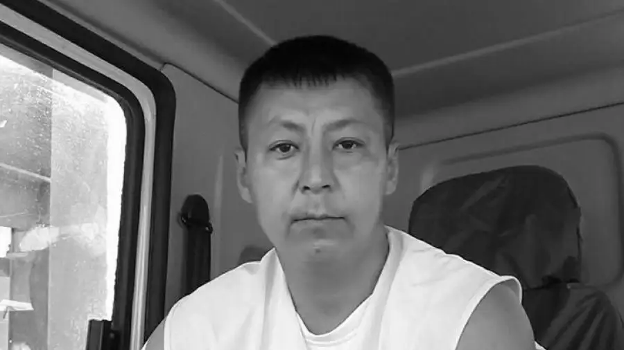 Дулат Агадил