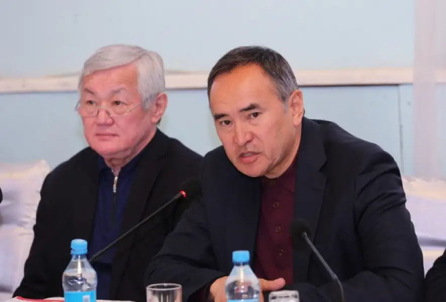 Сапарбаев и Мырзахметов