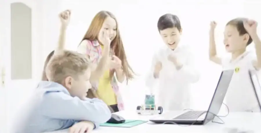 Онлайн-платформа Robbo начала обучение роботехнике детей