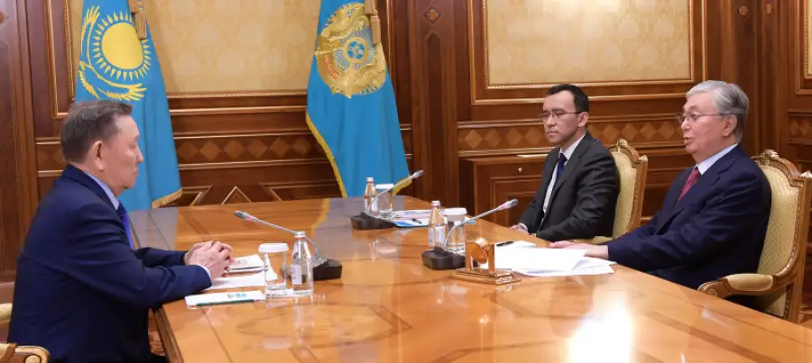 К.Токаев принял А.Ахметова