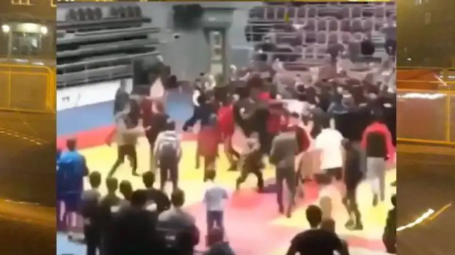 кадр из видео