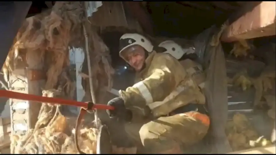 кадр из видео