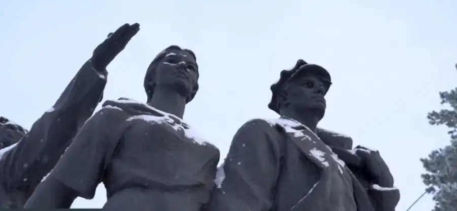 кадр из видео